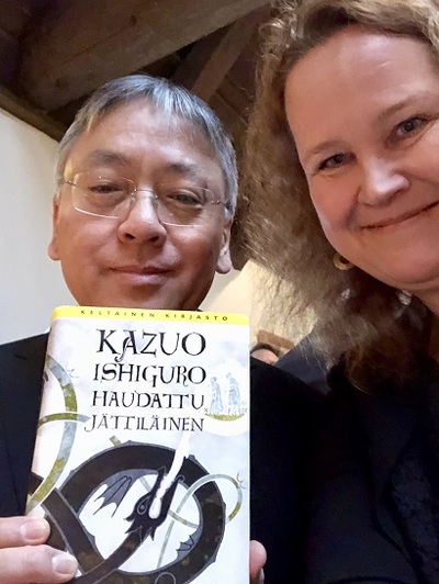 Kazuo Ishiguro ja Outi Mäkinen